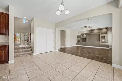 17873 W Watson Lane, Surprise, AZ 85388 - Photo 14