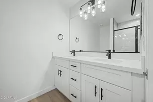141 W Latona Rd, Phoenix, AZ 85041 - Photo 16