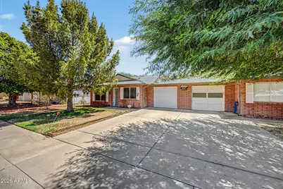 10119 N 96th Avenue #A, Peoria, AZ 85345 - Photo 2