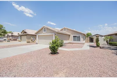 13344 W Desert Lane, Surprise, AZ 85374 - Photo 1