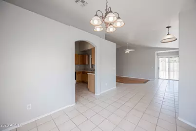 13344 W Desert Lane, Surprise, AZ 85374 - Photo 8