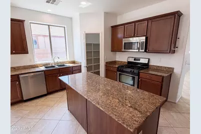 14559 W Cortez Street, Surprise, AZ 85379 - Photo 24