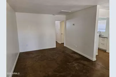 802 W Turney Avenue #11A, Phoenix, AZ 85013 - Photo 2