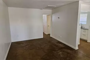 802 W Turney Ave, Phoenix, AZ 85013 - Photo 2