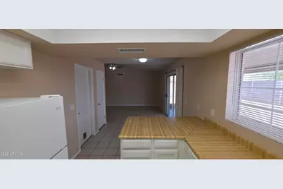 7540 W Turney Avenue, Phoenix, AZ 85033 - Photo 10