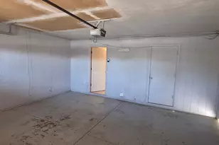 7540 W Turney Ave, Phoenix, AZ 85033 - Photo 36