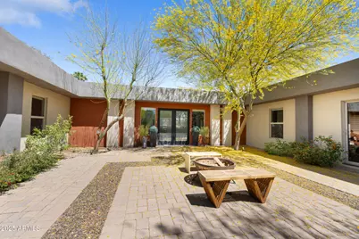 11033 N 74th Street, Scottsdale, AZ 85260 - Photo 2