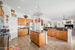 25424 N 73rd Ave, Peoria, AZ 85383 - Photo 4