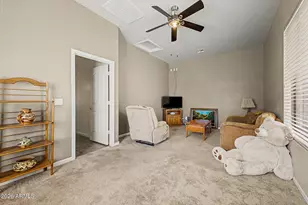 25424 N 73rd Ave, Peoria, AZ 85383 - Photo 16
