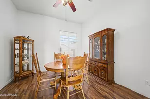 25424 N 73rd Ave, Peoria, AZ 85383 - Photo 10