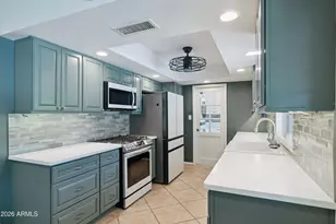 3526 E Sahuaro Dr, Phoenix, AZ 85028 - Photo 12
