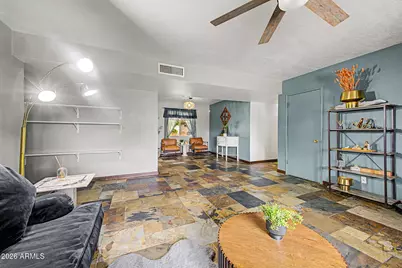 3228 W Sunnyside Avenue, Phoenix, AZ 85029 - Photo 8