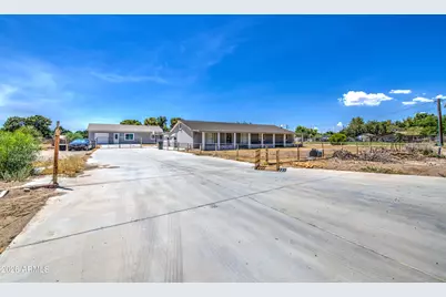 1732 S 175th Drive, Goodyear, AZ 85338 - Photo 2