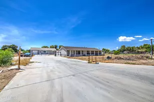 1732 S 175th Dr, Goodyear, AZ 85338 - Photo 2