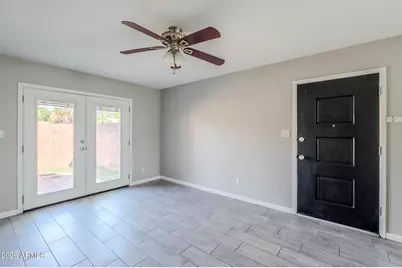 600 S Dobson Road #Unit 153, Mesa, AZ 85202 - Photo 4