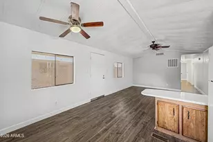 8595 N 71st Ave, Glendale, AZ 85301 - Photo 12
