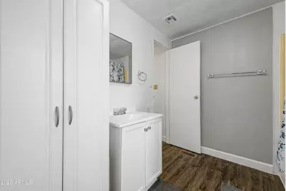 8595 N 71st Avenue #94, Glendale, AZ 85301 - Photo 20