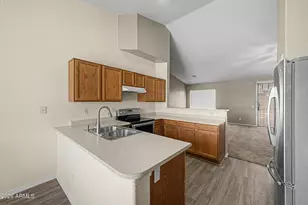 6546 W Cordes Rd, Phoenix, AZ 85043 - Photo 10