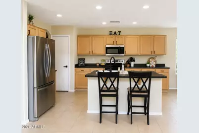 29173 N Yellow Bee Drive, San Tan Valley, AZ 85143 - Photo 2