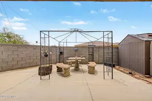 1939 E Encinas Ln, Phoenix, AZ 85040 - Photo 30