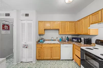 830 S Dobson Road #11, Mesa, AZ 85202 - Photo 28