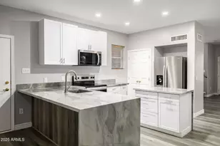 3006 W Ferruccio Pl, Phoenix, AZ 85086 - Photo 6