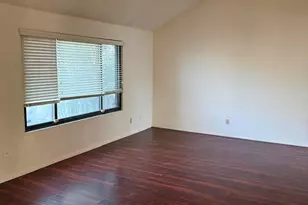 426 E Susan Ln, Tempe, AZ 85281 - Photo 2