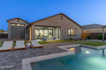 7394 W Lisbon Lane, Peoria, AZ 85381 - Photo 8