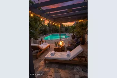 635 W Los Lagos Vista Avenue, Mesa, AZ 85210 - Photo 2