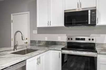 3006 W Ferruccio Place, Phoenix, AZ 85086 - Photo 8