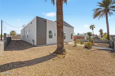 3753 E Polk Street, Phoenix, AZ 85008 - Photo 4