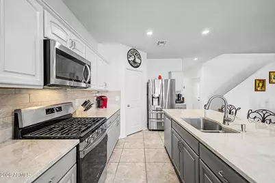 30543 W Allyson Avenue, Buckeye, AZ 85396 - Photo 12