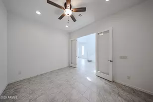 25076 N 77th Dr, Peoria, AZ 85383 - Photo 12