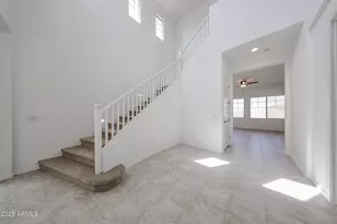 25076 N 77th Dr, Peoria, AZ 85383 - Photo 2