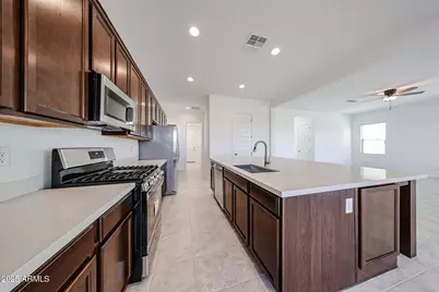 25076 N 77th Drive, Peoria, AZ 85383 - Photo 6