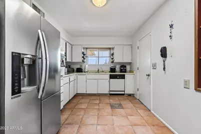 14434 N McPhee Drive, Sun City, AZ 85351 - Photo 4