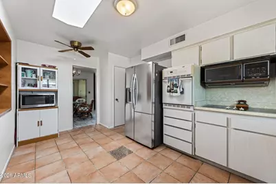 14434 N McPhee Drive, Sun City, AZ 85351 - Photo 6