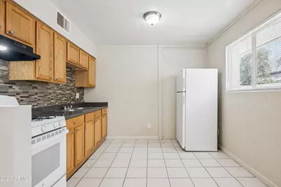 2133 W Adams Street #2, Phoenix, AZ 85009 - Photo 16