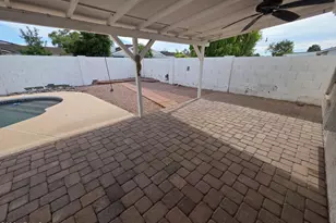 405 W Sandra Ter, Phoenix, AZ 85023 - Photo 6