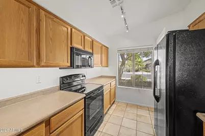 14834 W Lamoille Drive, Surprise, AZ 85374 - Photo 10