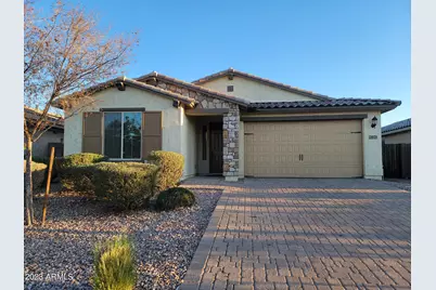 2671 E Daniel Drive, Gilbert, AZ 85298 - Photo 2