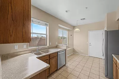 7401 W Tierra Buena Lane, Peoria, AZ 85382 - Photo 12