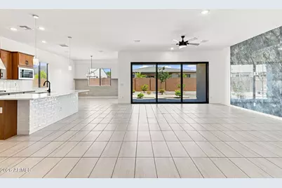 7527 N 84th Avenue, Glendale, AZ 85305 - Photo 16