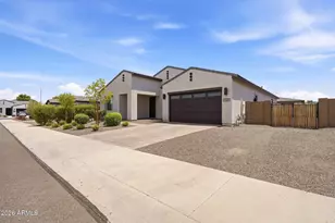 7527 N 84th Ave, Glendale, AZ 85305 - Photo 2