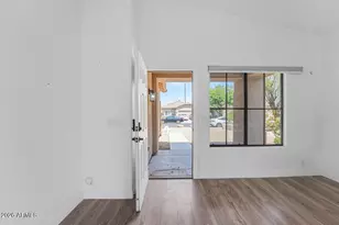 8927 W Shaw Butte Dr, Peoria, AZ 85345 - Photo 6