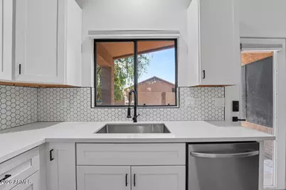8927 W Shaw Butte Drive, Peoria, AZ 85345 - Photo 12
