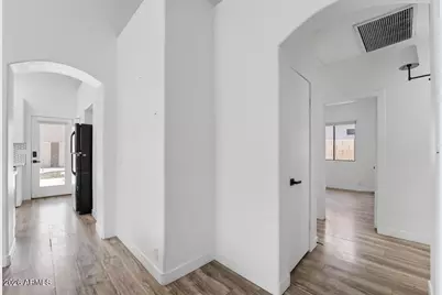 8927 W Shaw Butte Drive, Peoria, AZ 85345 - Photo 16