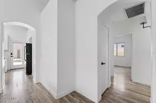 8927 W Shaw Butte Dr, Peoria, AZ 85345 - Photo 16