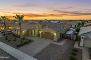 18372 W Paradise Ln, Surprise, AZ 85388 - Photo 4