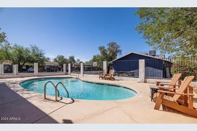 1826 N 51st Street #18, Phoenix, AZ 85008 - Photo 12